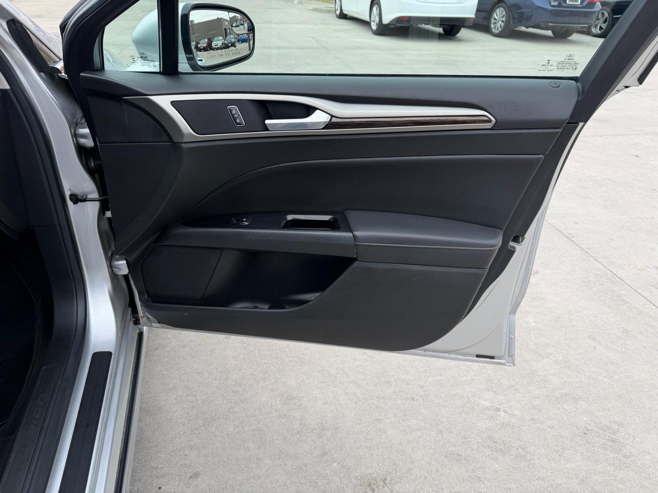 Ford Fusion 4dr Sdn SE FWD 2014