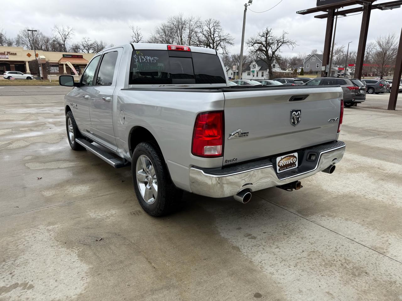 RAM 1500 4WD Crew Cab 140.5" Big Horn 2015
