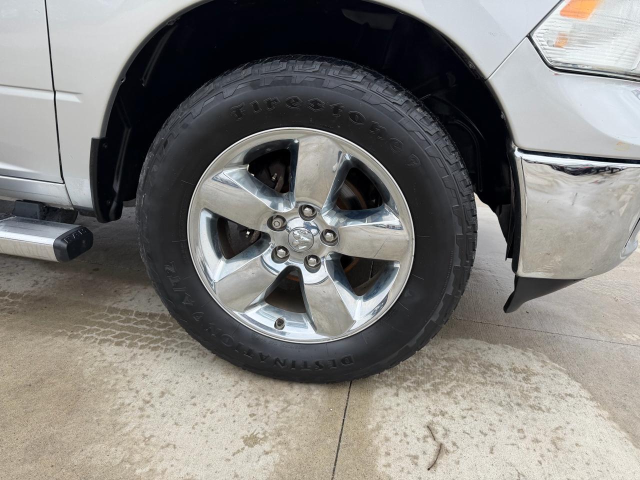 RAM 1500 4WD Crew Cab 140.5" Big Horn 2015