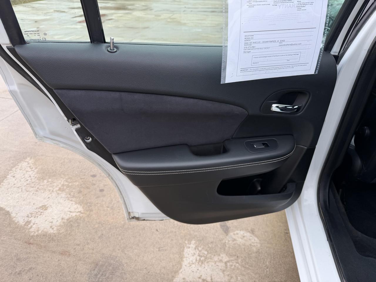 Chrysler 200 4dr Sdn Limited 2013