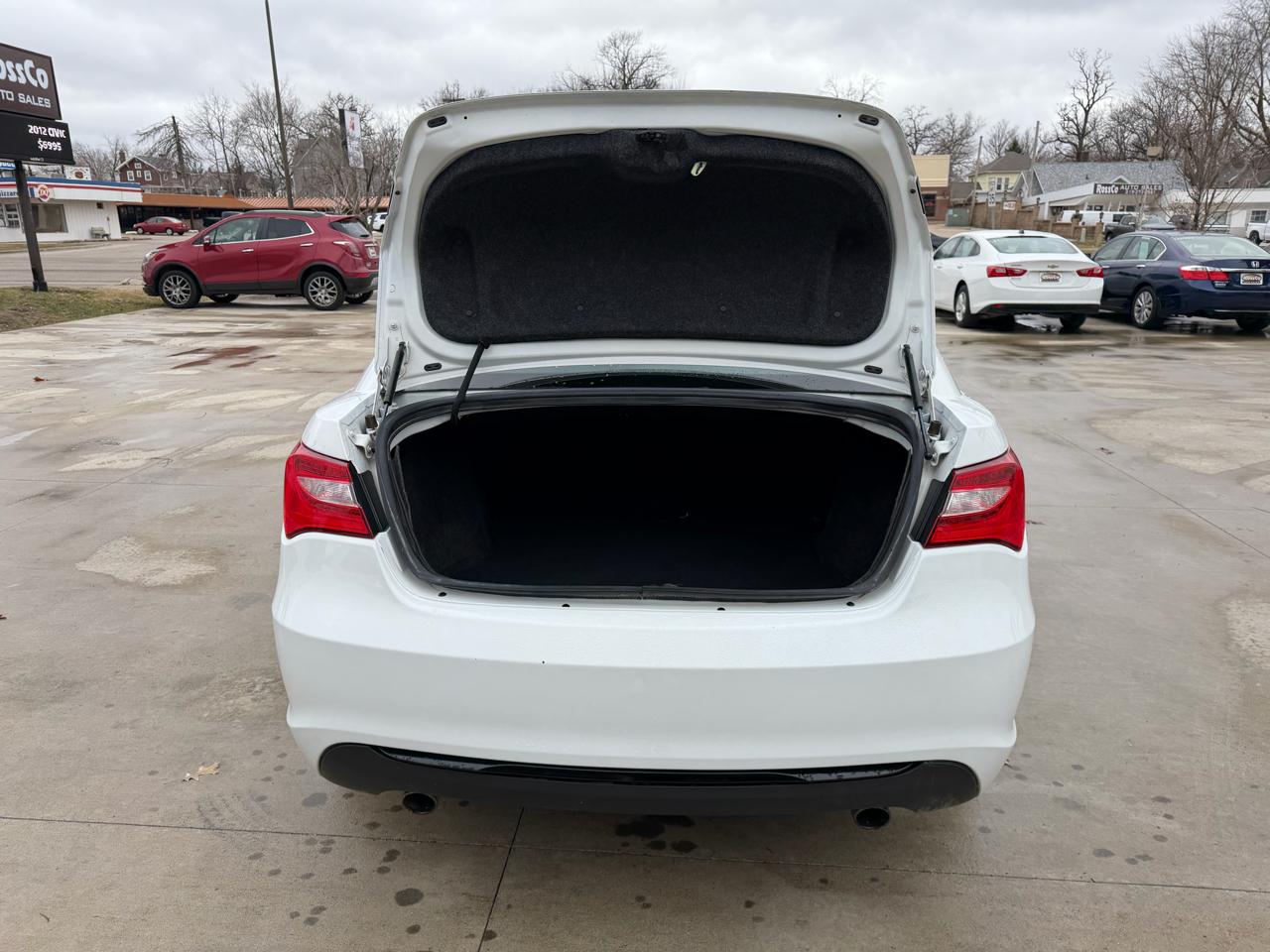 Chrysler 200 4dr Sdn Limited 2013