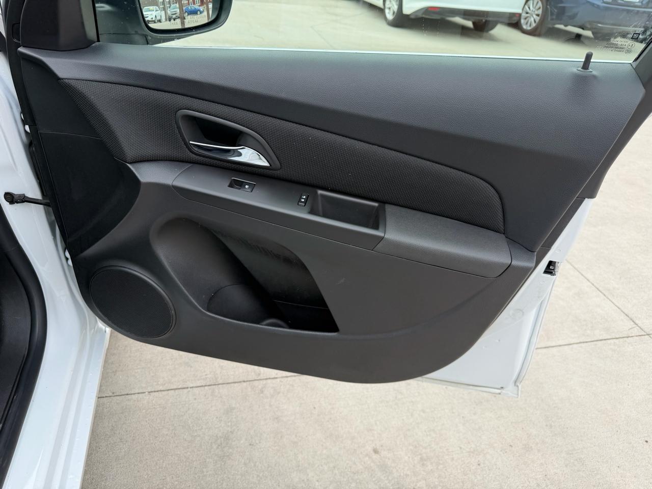 Chevrolet Cruze 4dr Sdn Auto 1LT 2015