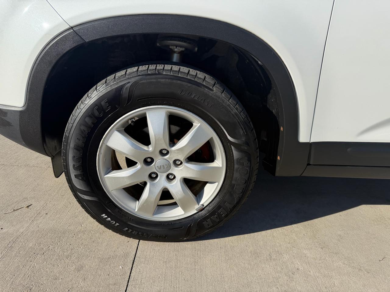 Kia Sorento AWD 4dr I4-GDI LX 2012