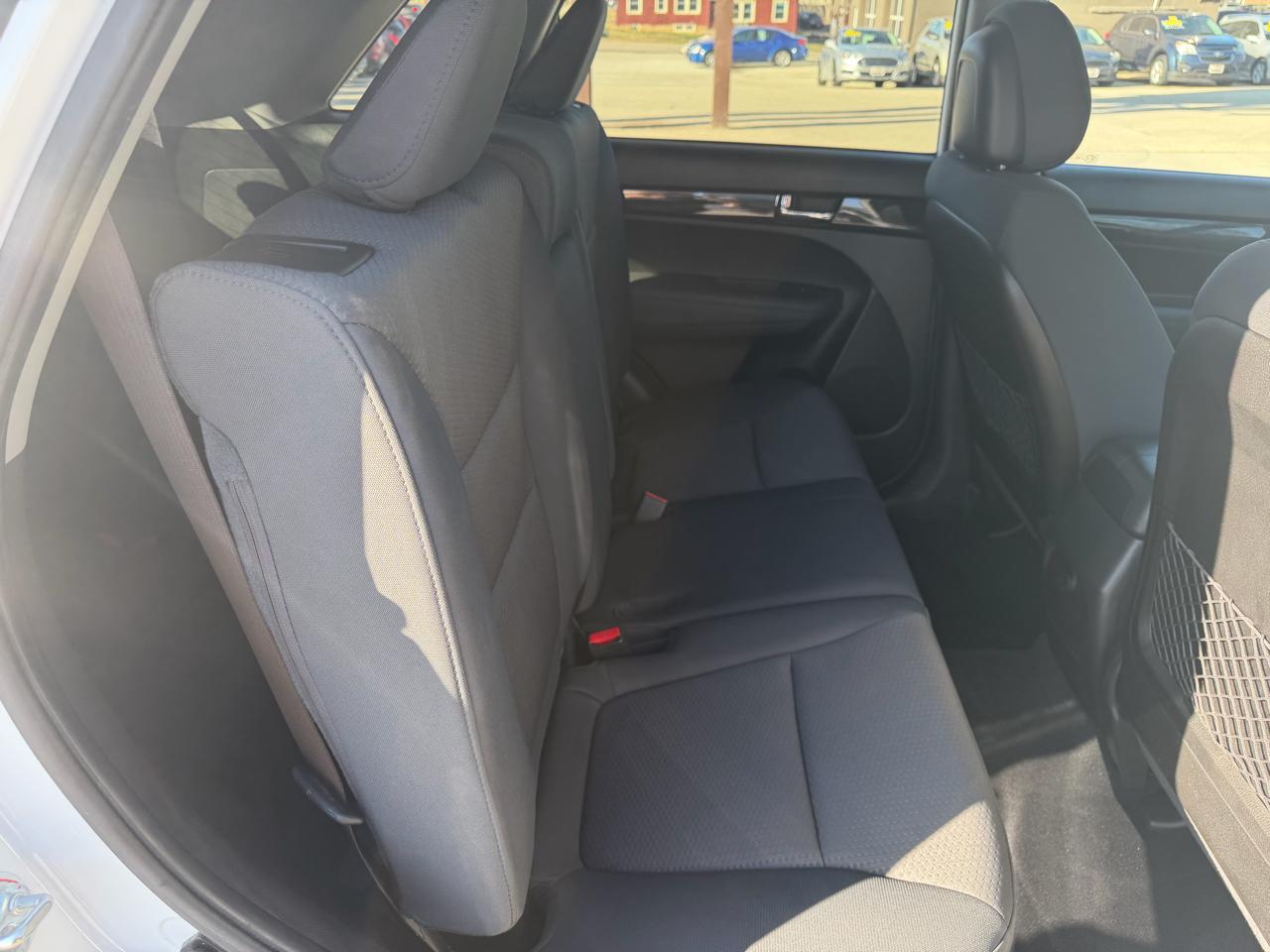 Kia Sorento AWD 4dr I4-GDI LX 2012