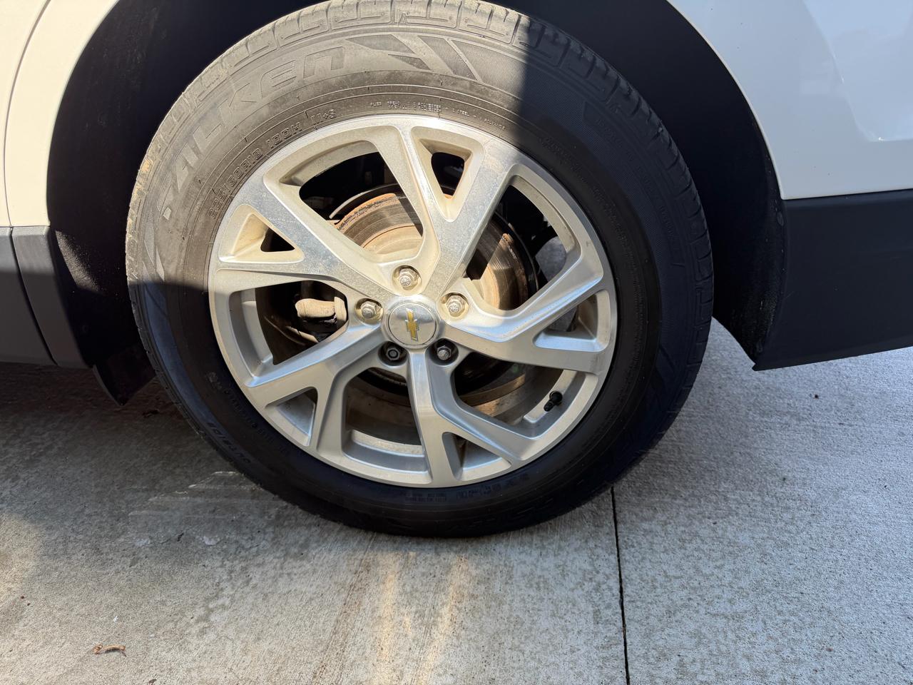 Chevrolet Equinox FWD 4dr LT w/2LT 2018