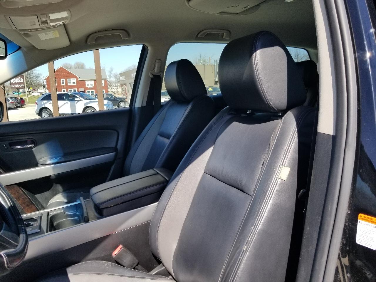 Mazda CX-9 AWD 4dr Grand Touring 2010