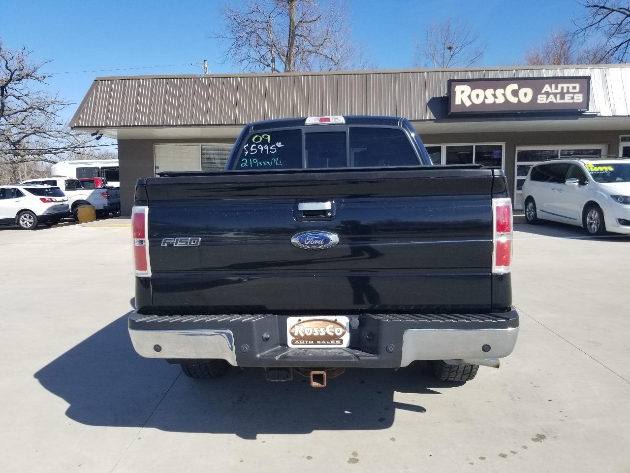 Ford F-150 4WD SuperCrew 145" Lariat 2009