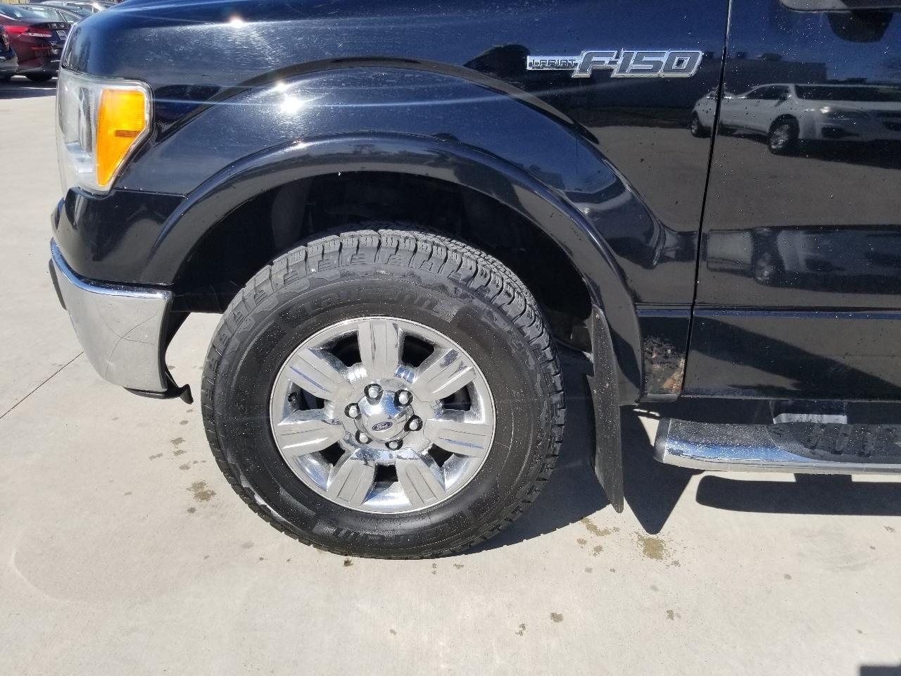 Ford F-150 4WD SuperCrew 145" Lariat 2009