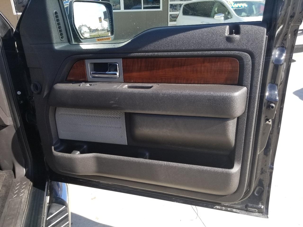 Ford F-150 4WD SuperCrew 145" Lariat 2009