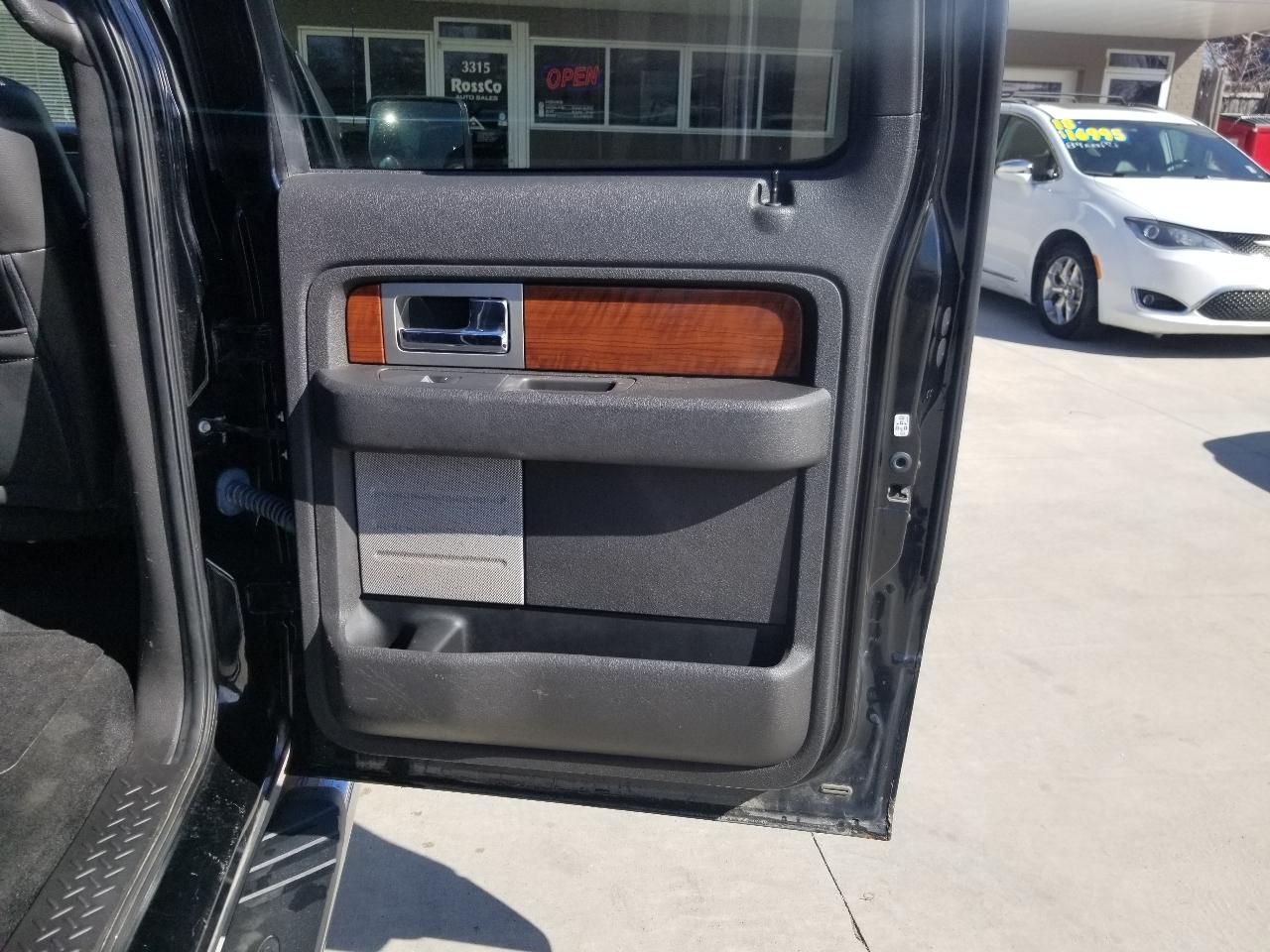 Ford F-150 4WD SuperCrew 145" Lariat 2009