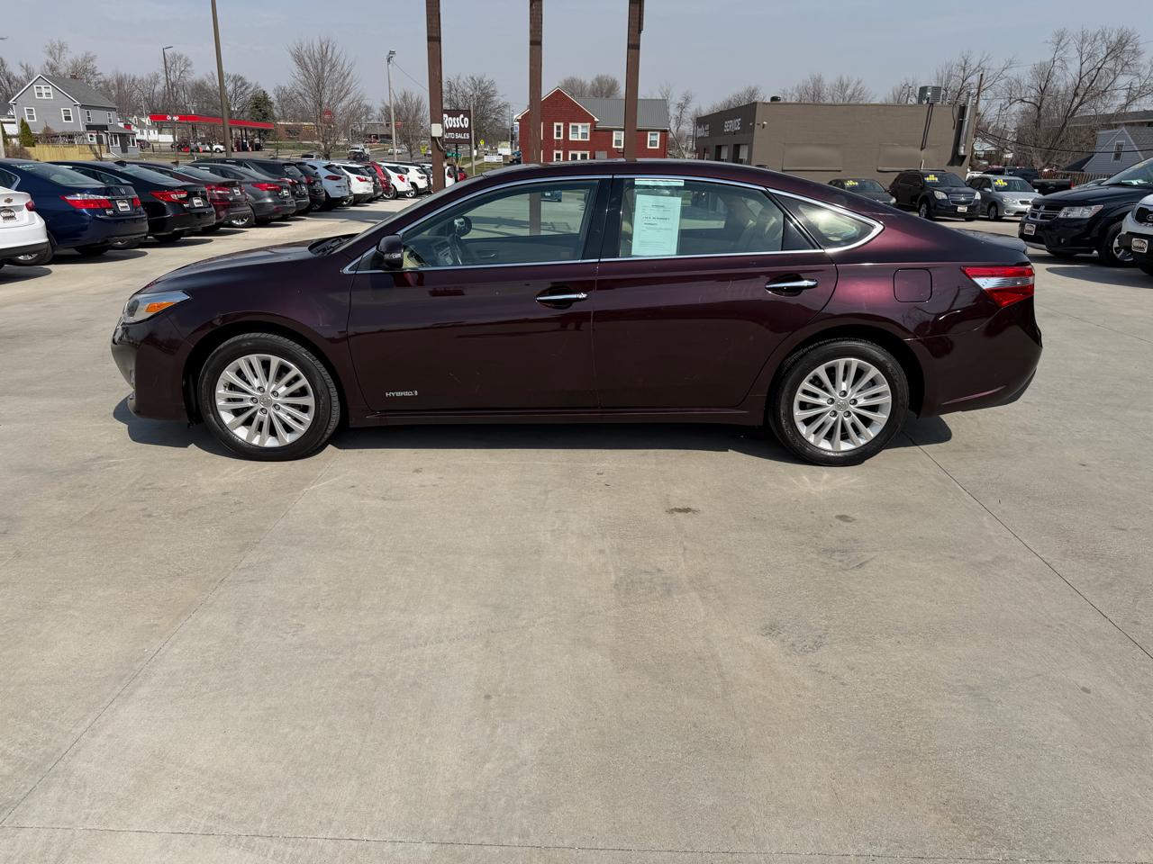 Toyota Avalon Hybrid 4dr Sdn XLE Premium (Natl) 2014