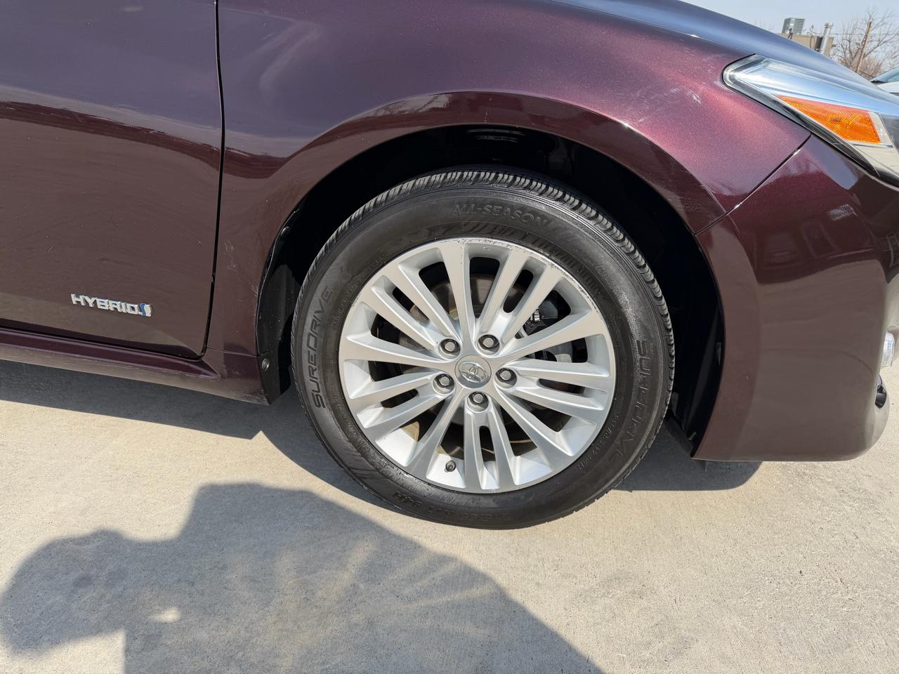 Toyota Avalon Hybrid 4dr Sdn XLE Premium (Natl) 2014