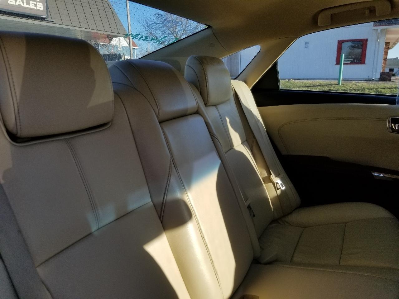 Toyota Avalon Hybrid 4dr Sdn XLE Premium (Natl) 2014