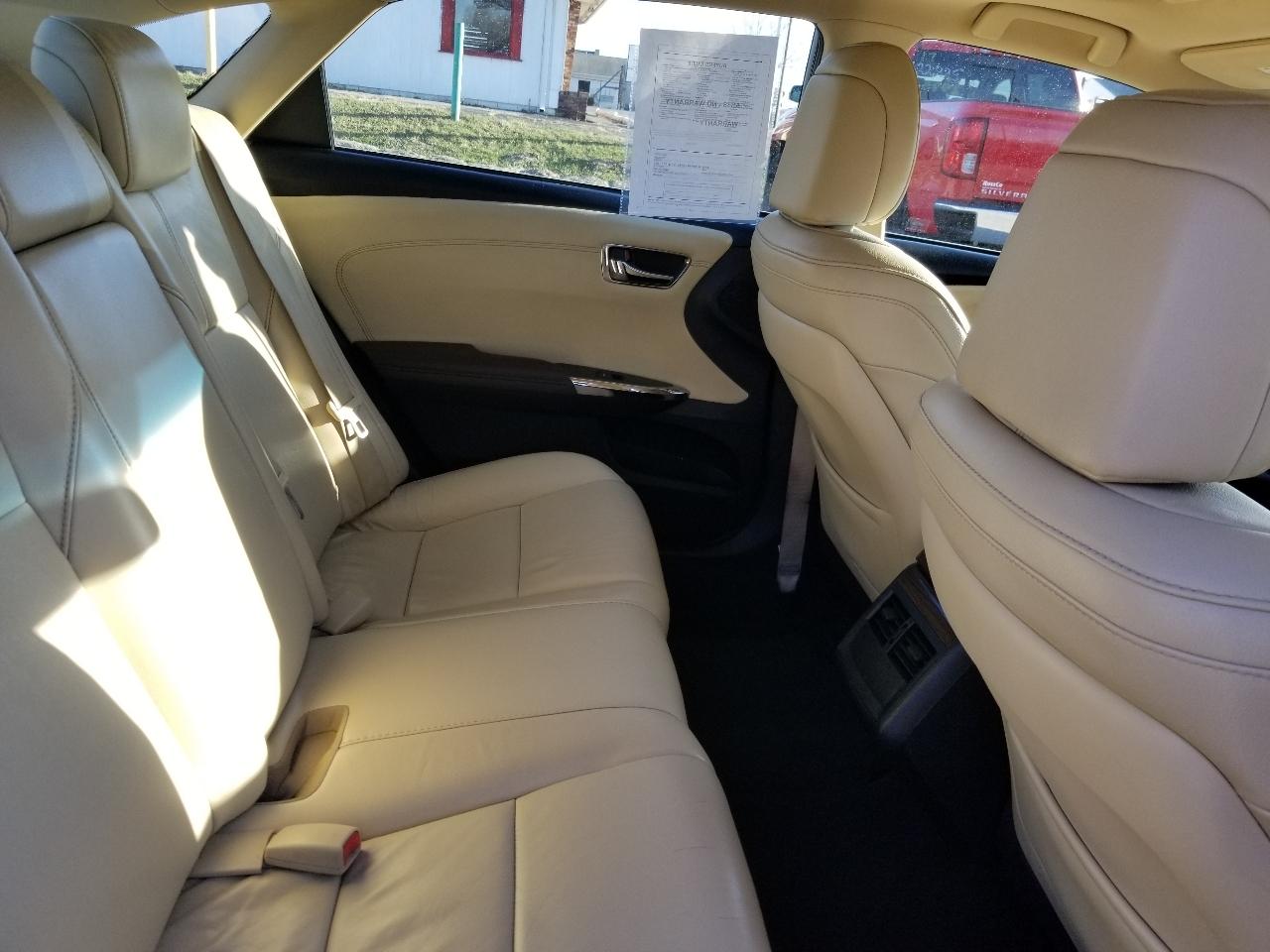 Toyota Avalon Hybrid 4dr Sdn XLE Premium (Natl) 2014