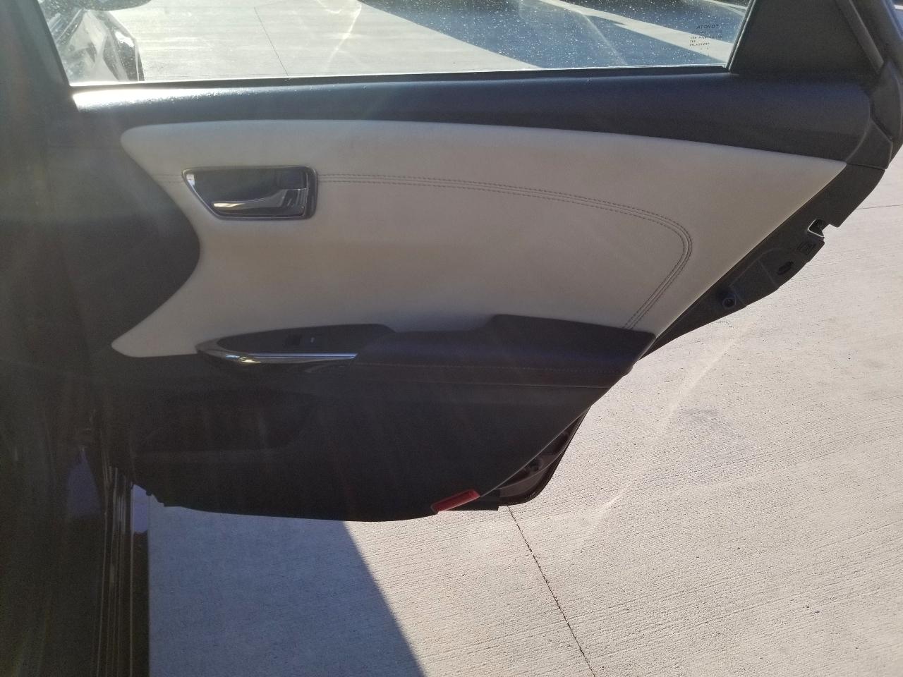 Toyota Avalon Hybrid 4dr Sdn XLE Premium (Natl) 2014