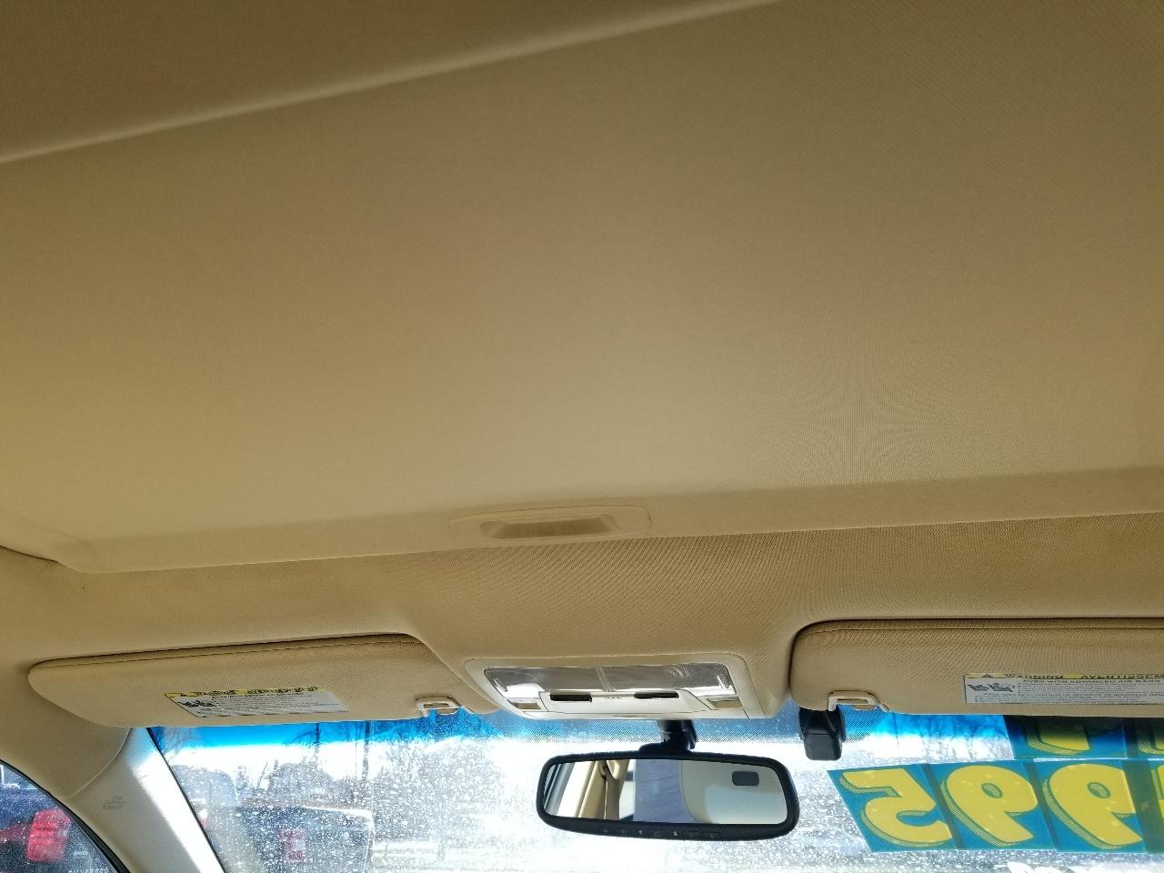 Toyota Avalon Hybrid 4dr Sdn XLE Premium (Natl) 2014