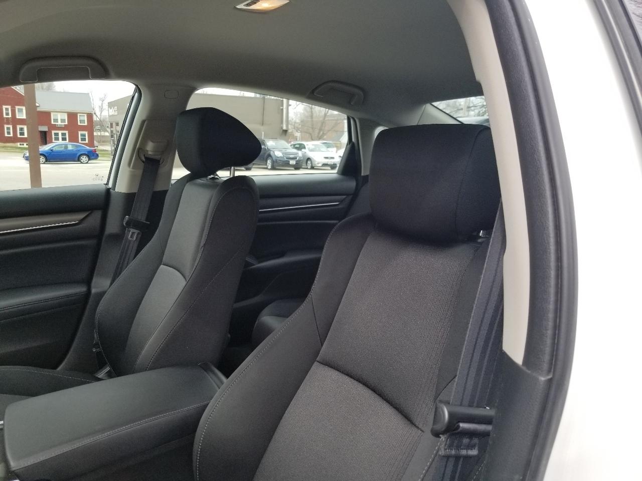 Honda Accord Sedan LX 1.5T CVT 2022