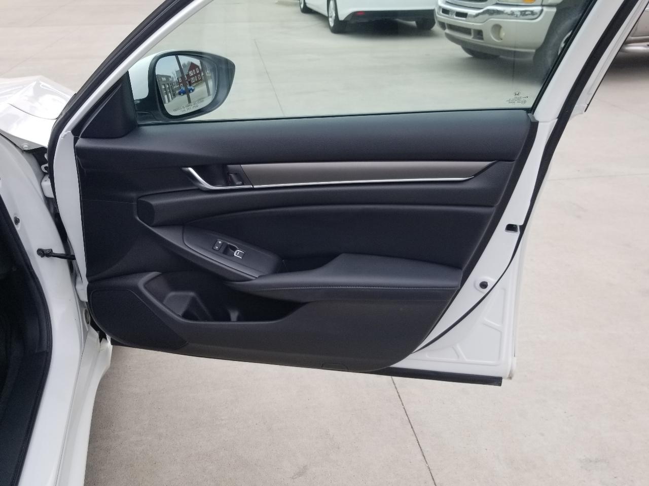 Honda Accord Sedan LX 1.5T CVT 2022