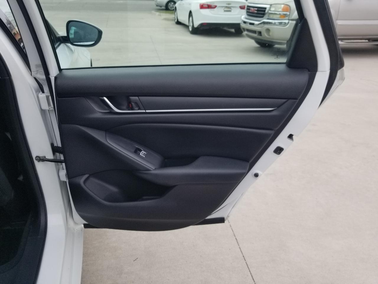 Honda Accord Sedan LX 1.5T CVT 2022