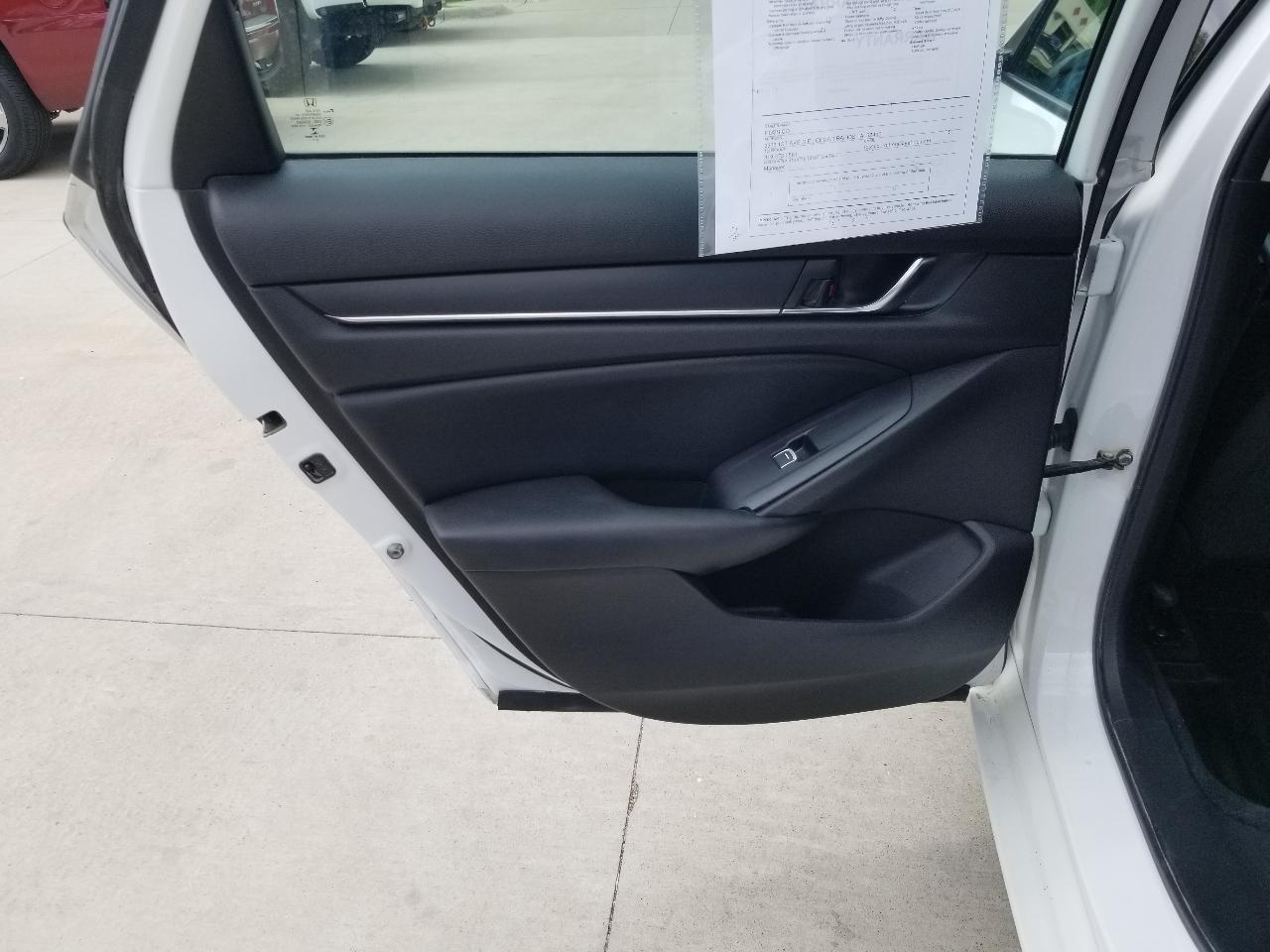 Honda Accord Sedan LX 1.5T CVT 2022