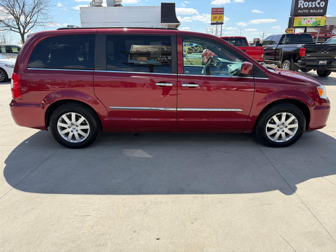 Chrysler Town & Country 4dr Wgn Touring 2015