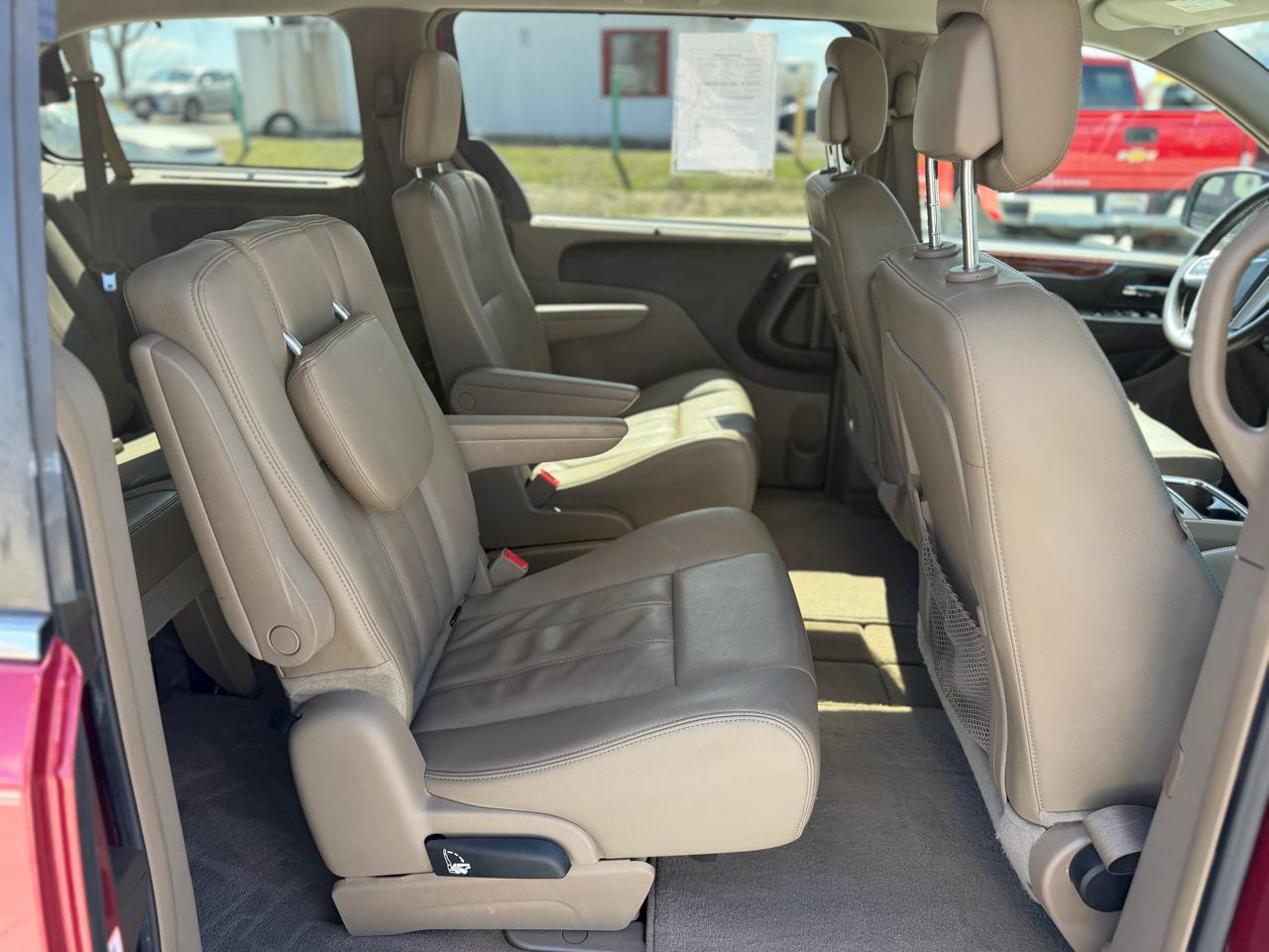 Chrysler Town & Country 4dr Wgn Touring 2015