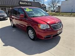 2015 Chrysler Town & Country 
