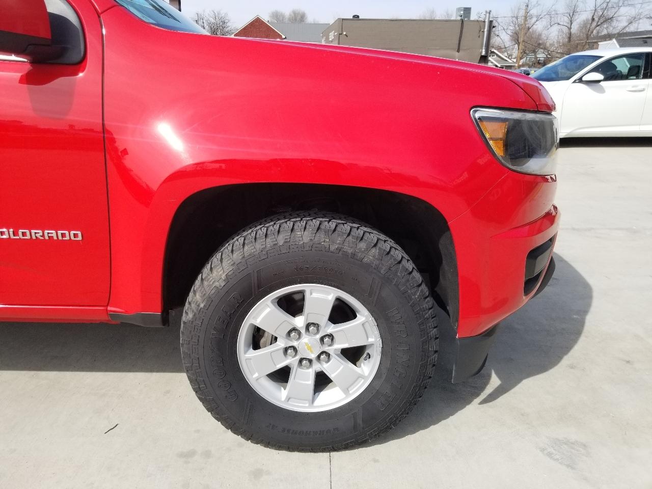 Chevrolet Colorado 4WD Crew Cab 140.5" Work Truck 2018