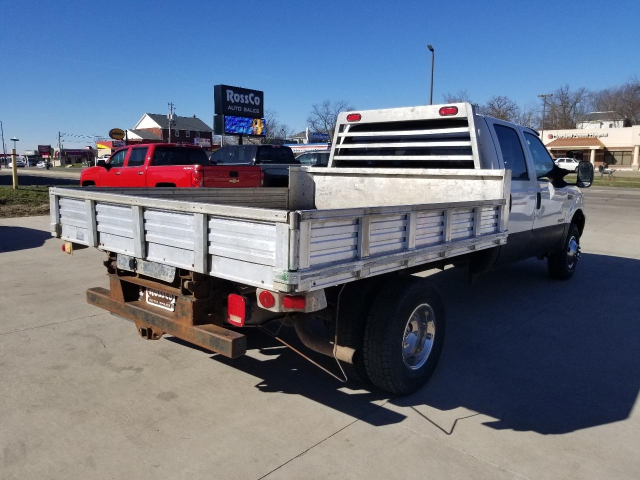 Ford Super Duty F-350 DRW Crew Cab 176" WB XL 2004