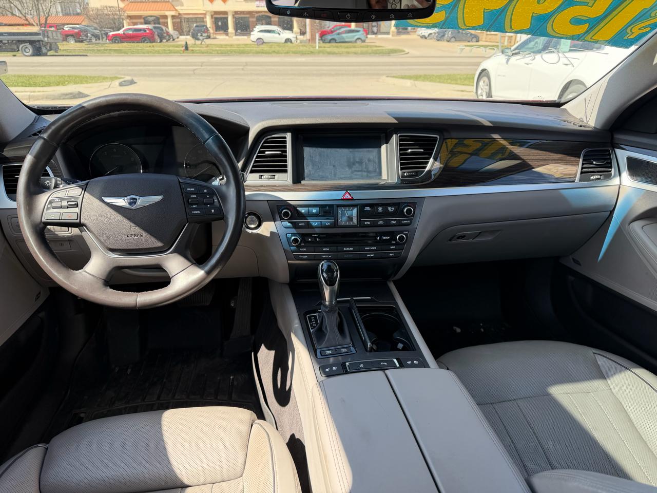 Hyundai Genesis 4dr Sdn V6 3.8L AWD 2015