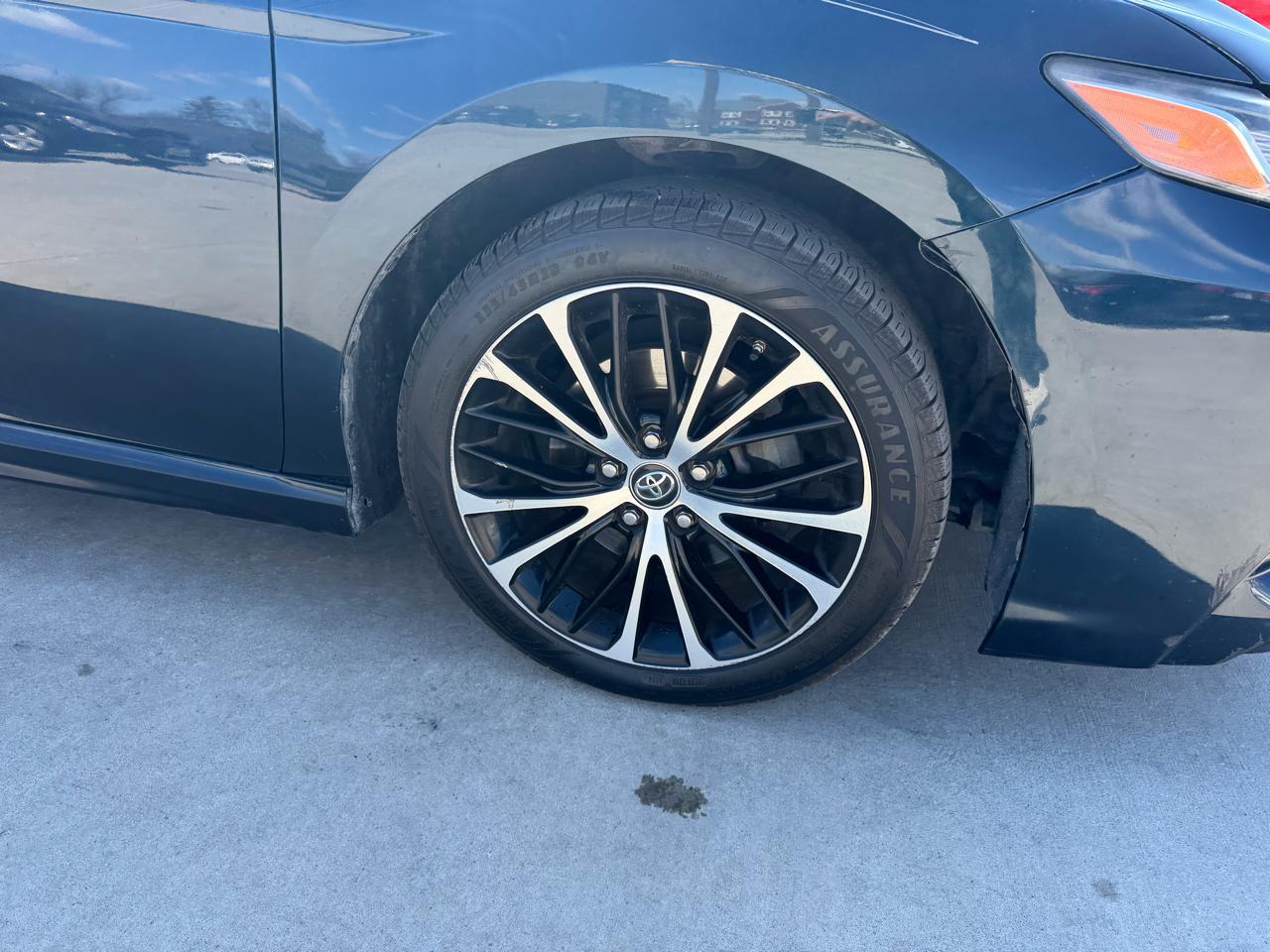 Toyota Camry SE 2019