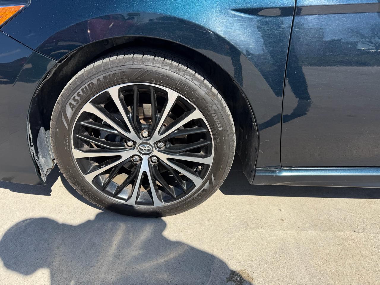 Toyota Camry SE 2019