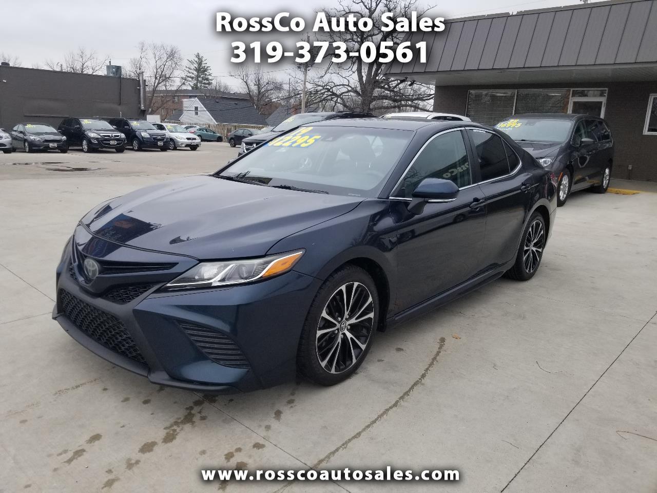 2019 Toyota Camry SE