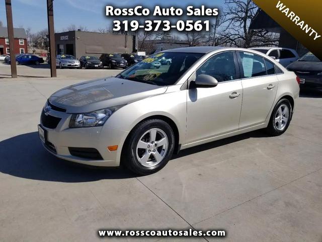 Gold 2014 Chevrolet Cruze 1LT Sedan FWD Sedan Front-Wheel Drive Automatic