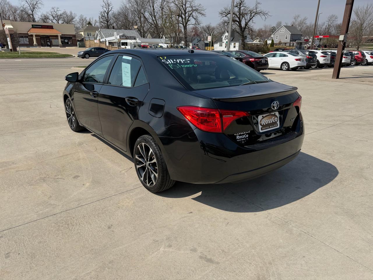 Toyota Corolla XSE CVT (Natl) 2017