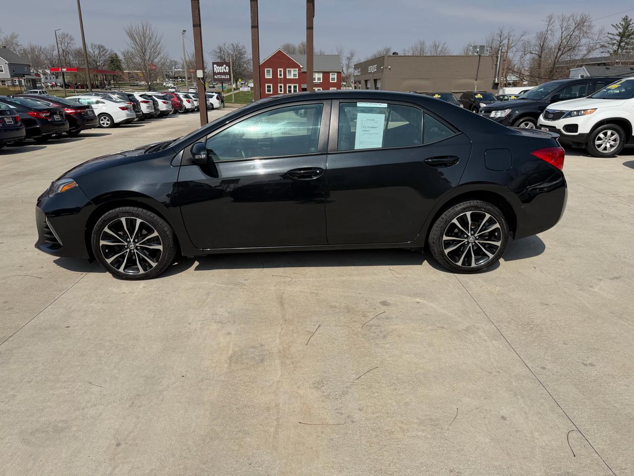 Toyota Corolla XSE CVT (Natl) 2017