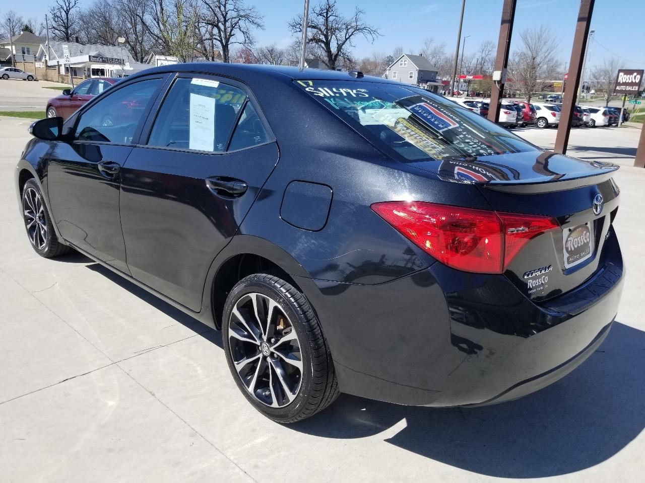 Toyota Corolla XSE CVT (Natl) 2017