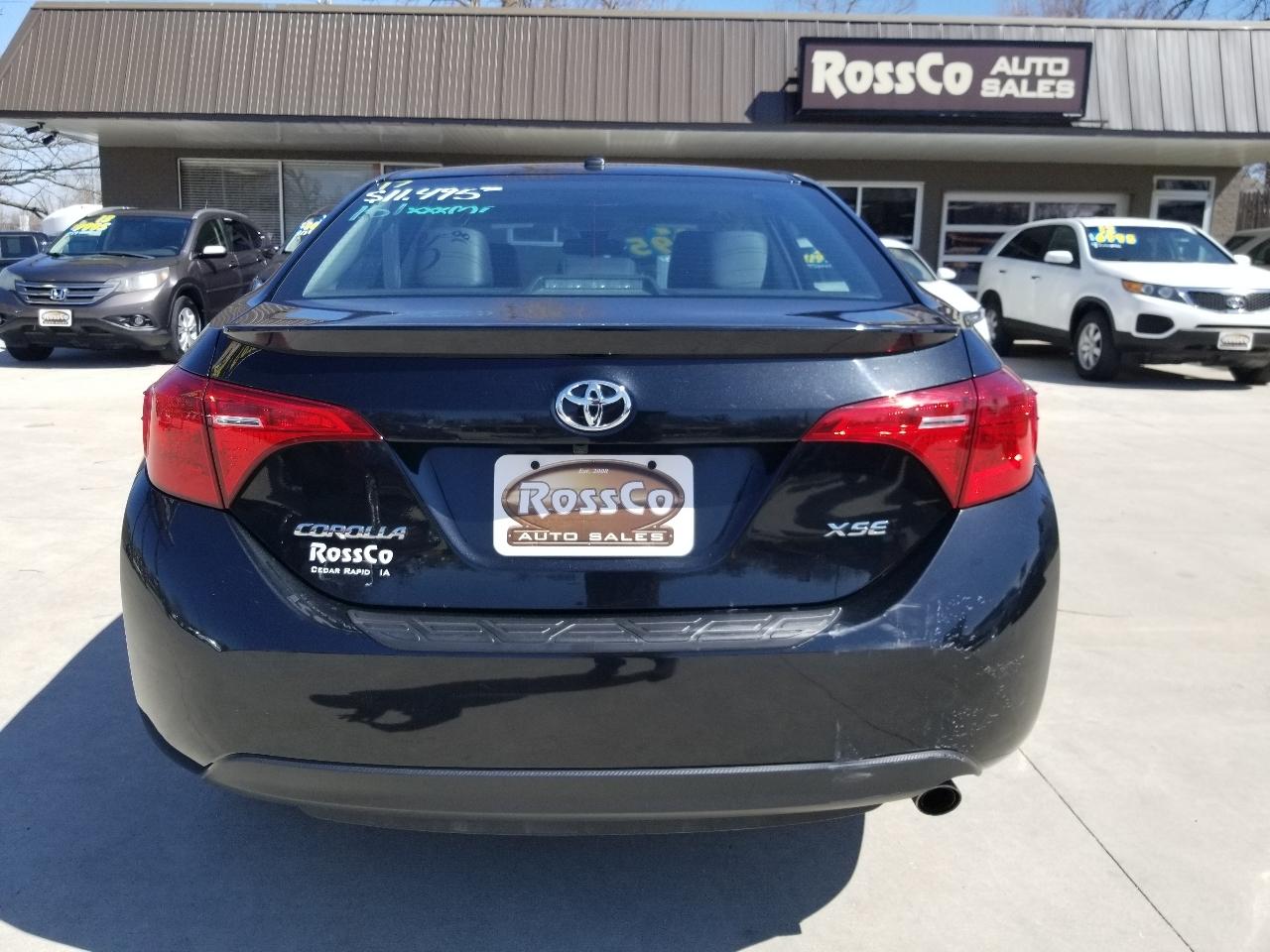 Toyota Corolla XSE CVT (Natl) 2017