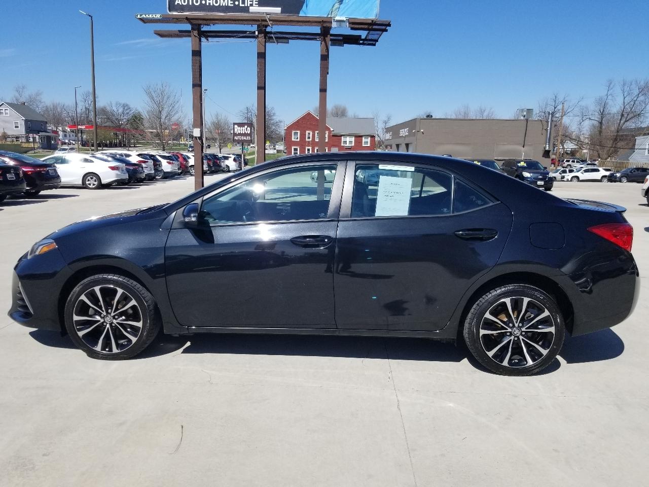 Toyota Corolla XSE CVT (Natl) 2017