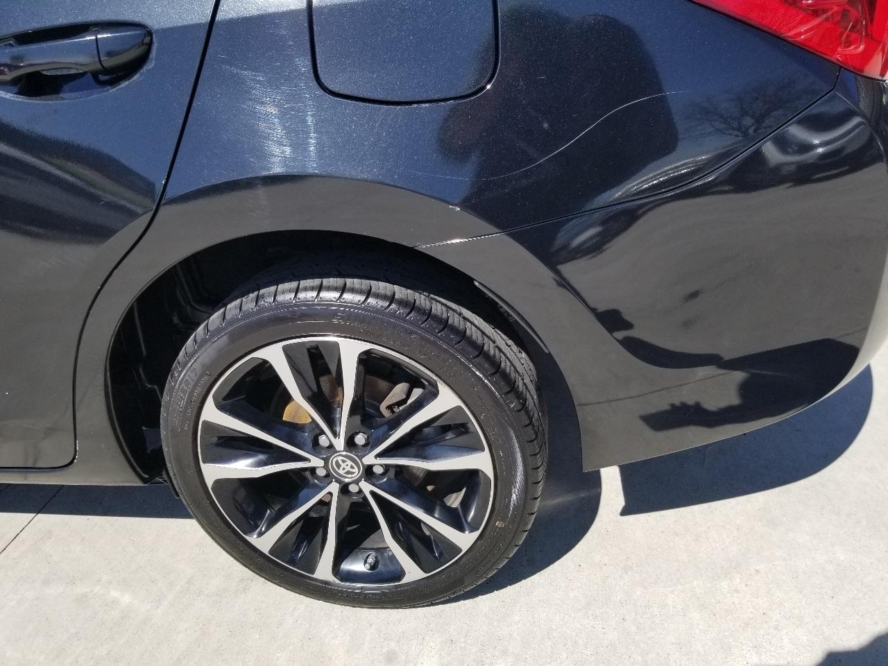 Toyota Corolla XSE CVT (Natl) 2017