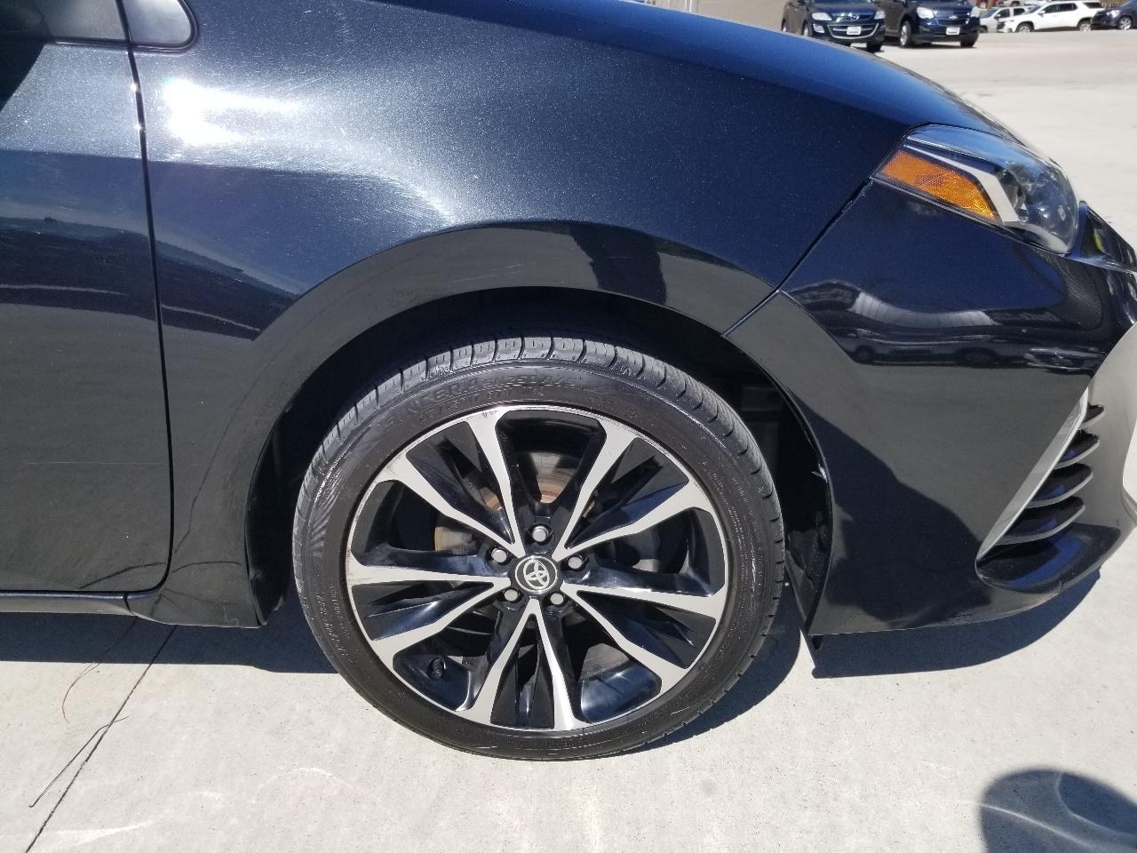 Toyota Corolla XSE CVT (Natl) 2017