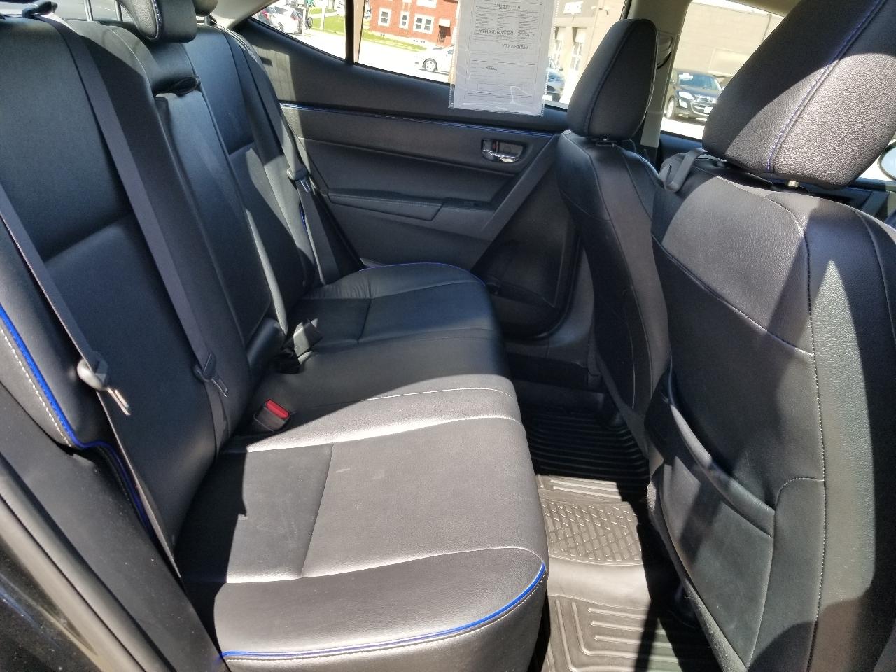Toyota Corolla XSE CVT (Natl) 2017