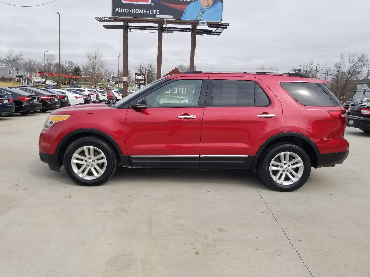 Ford Explorer 4WD 4dr XLT 2012