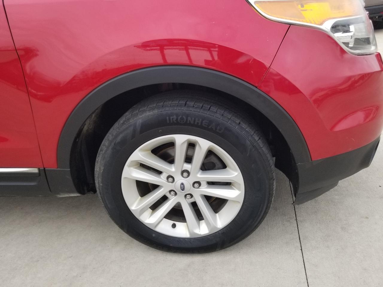 Ford Explorer 4WD 4dr XLT 2012