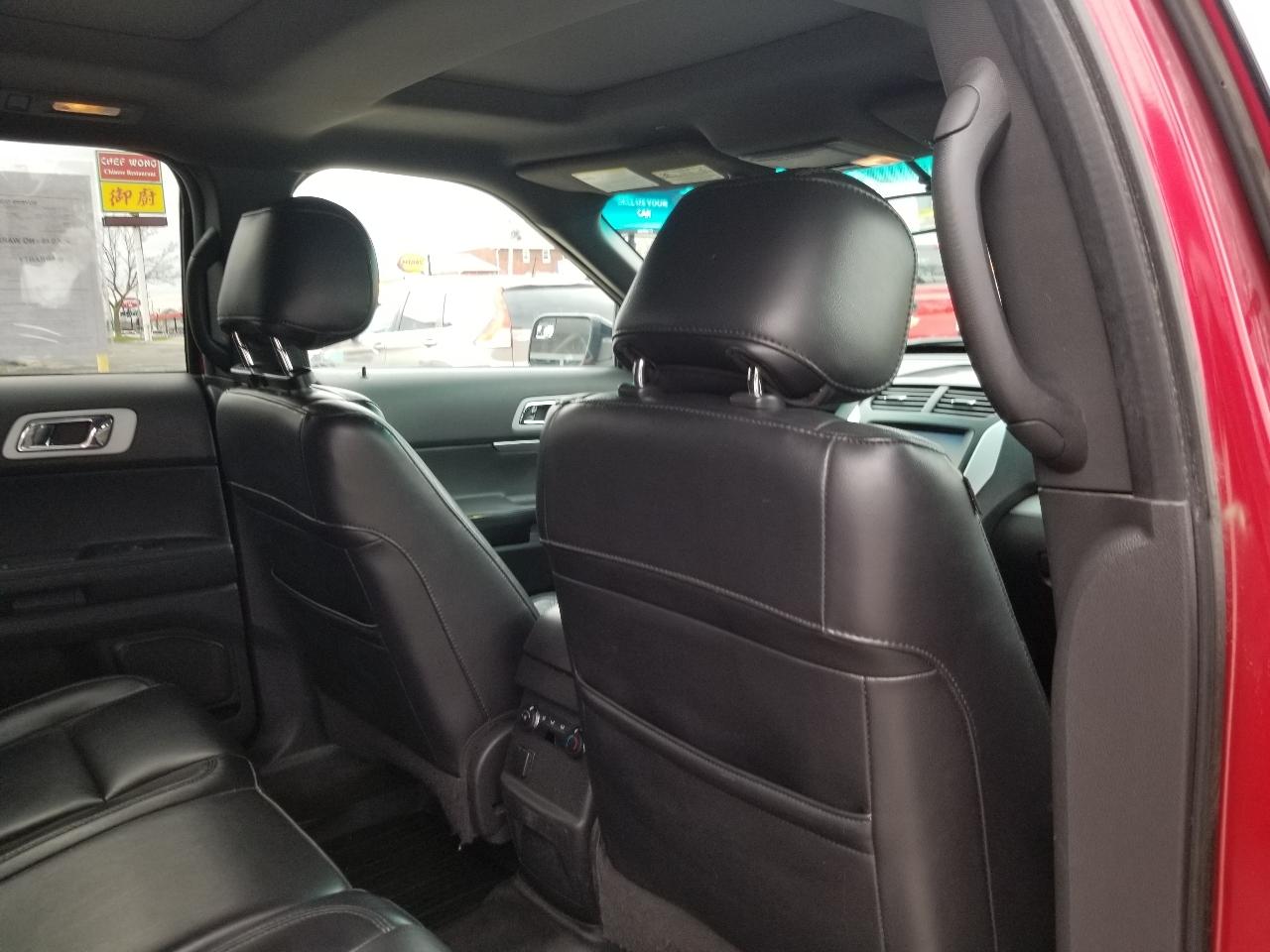 Ford Explorer 4WD 4dr XLT 2012
