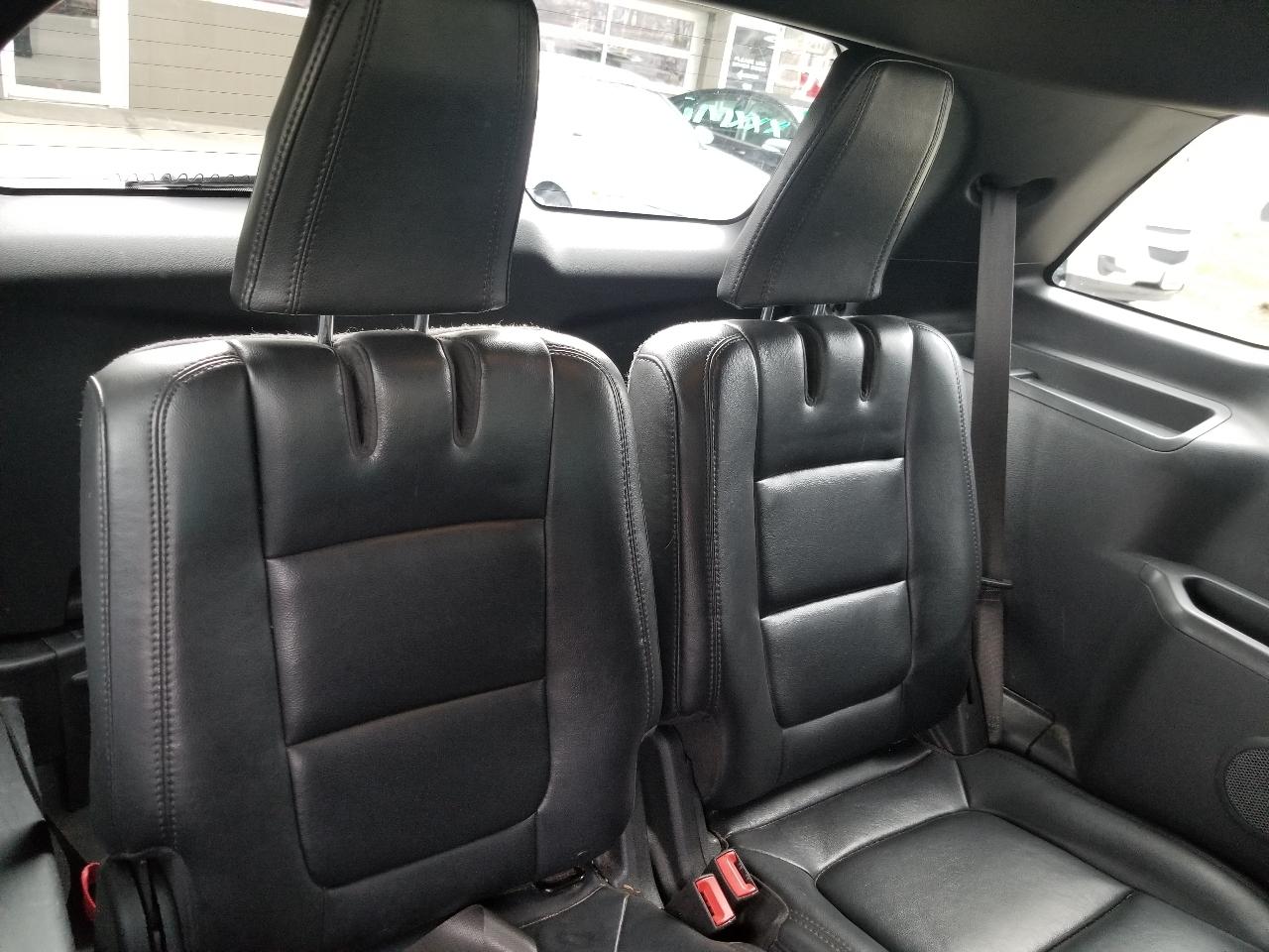 Ford Explorer 4WD 4dr XLT 2012