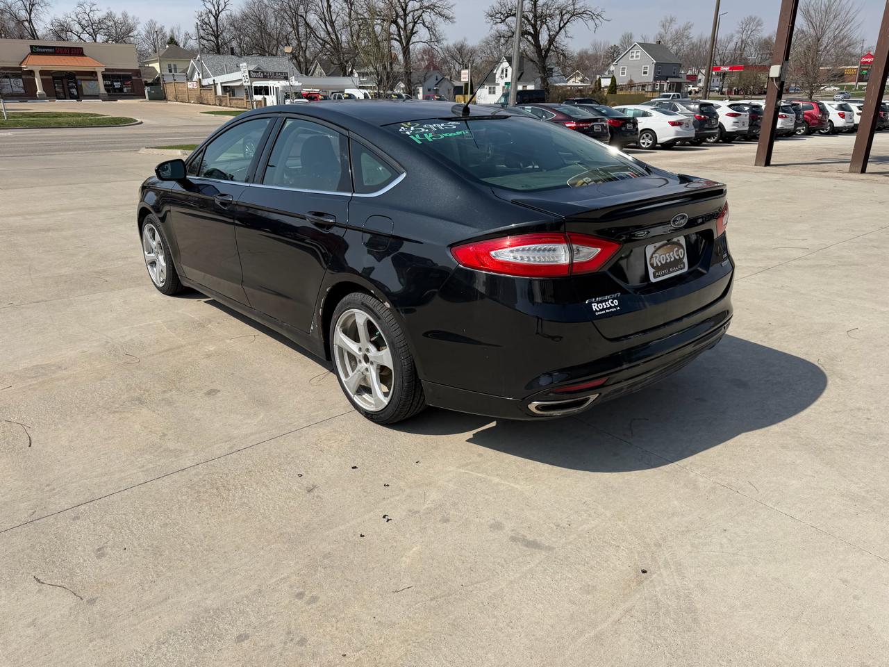 Ford Fusion 4dr Sdn SE AWD 2015