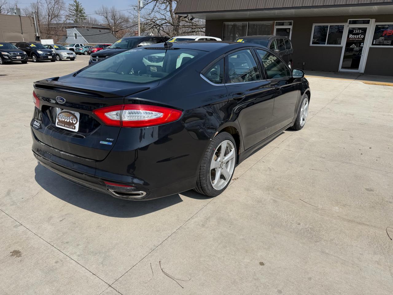 Ford Fusion 4dr Sdn SE AWD 2015