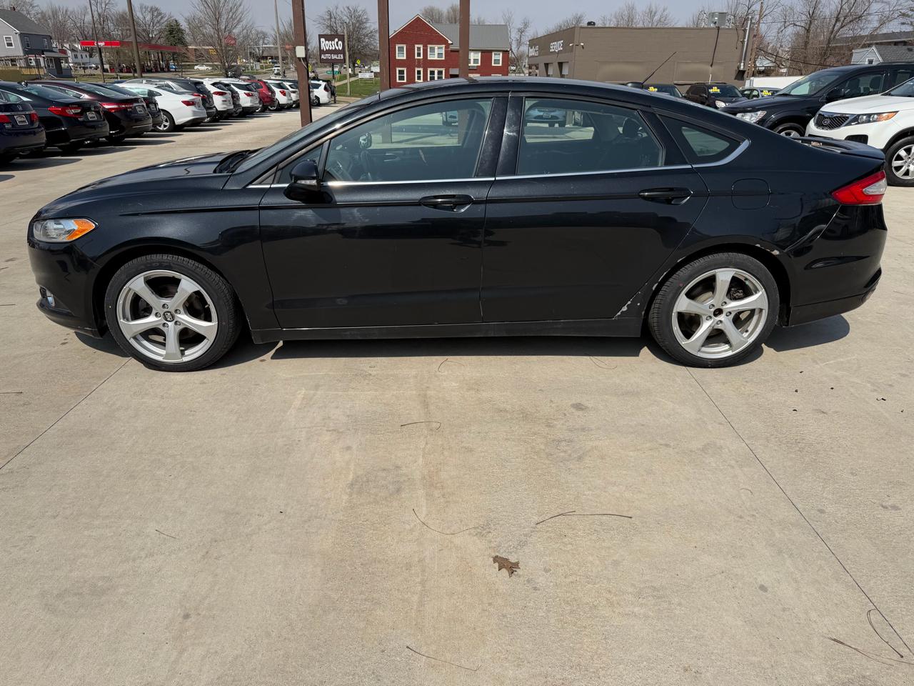 Ford Fusion 4dr Sdn SE AWD 2015