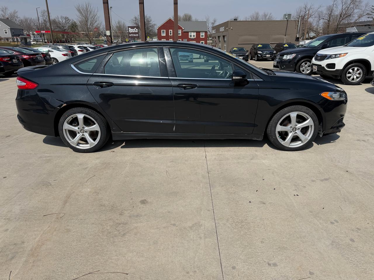 Ford Fusion 4dr Sdn SE AWD 2015